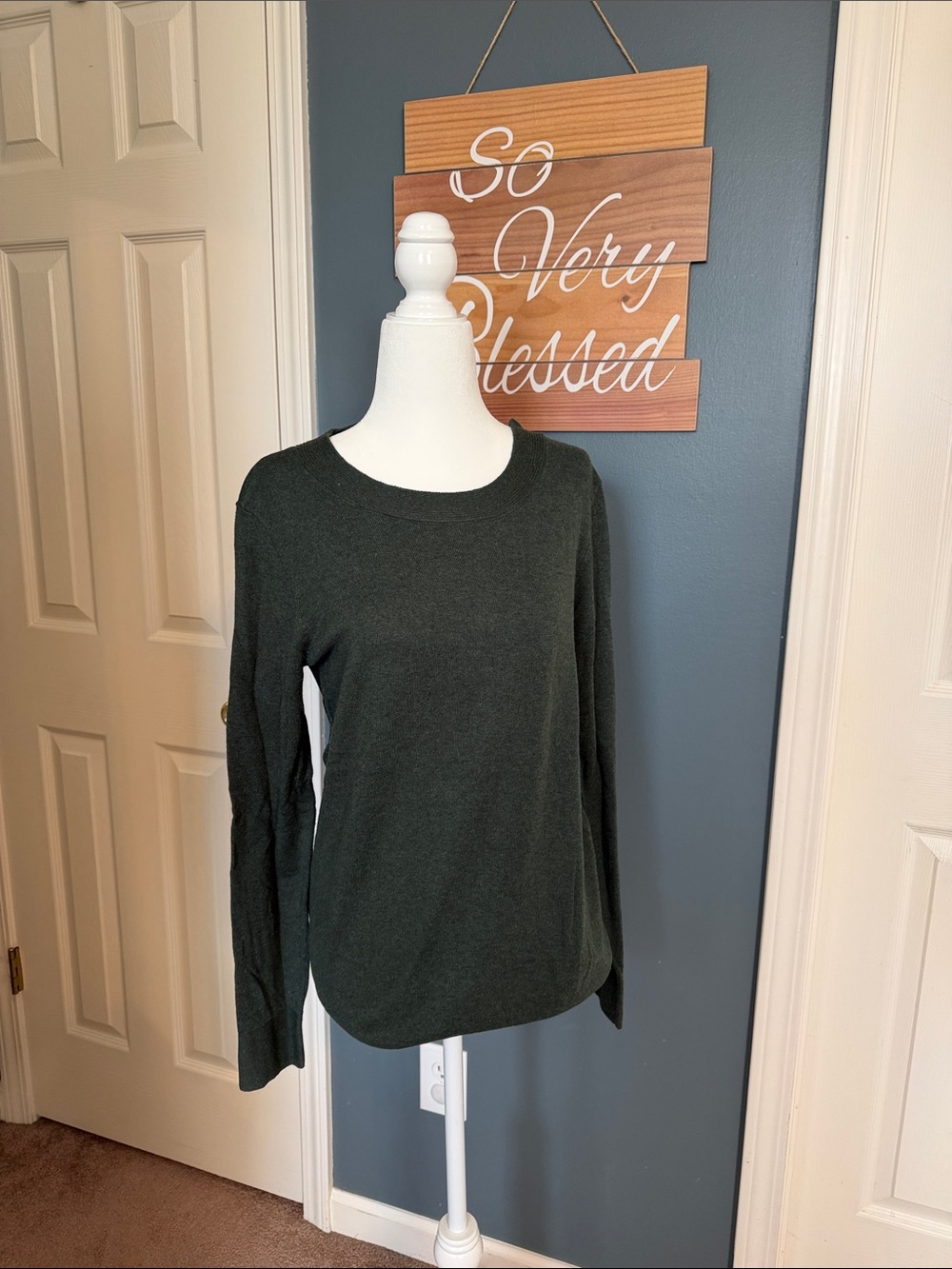 LOFT Dark Green Long Sleeve Crewneck Top (0014)